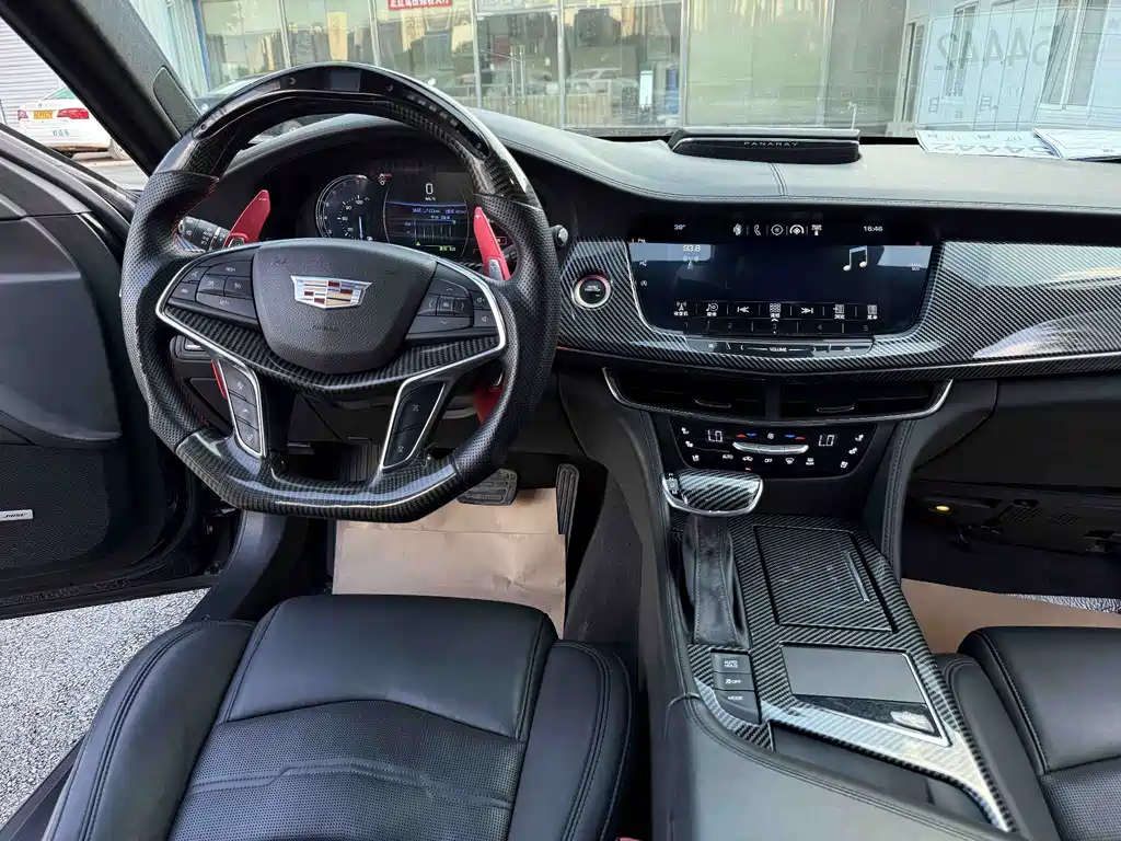 Cadillac CT6 2017 — фото 18