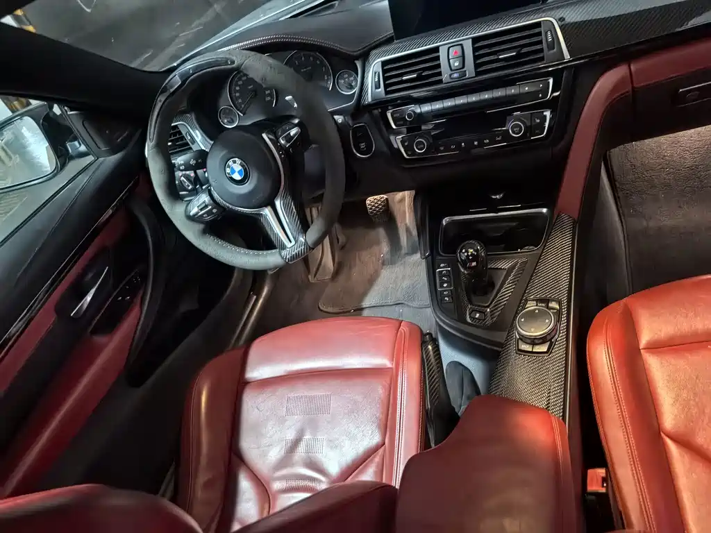 BMW M4 2016 — фото 12