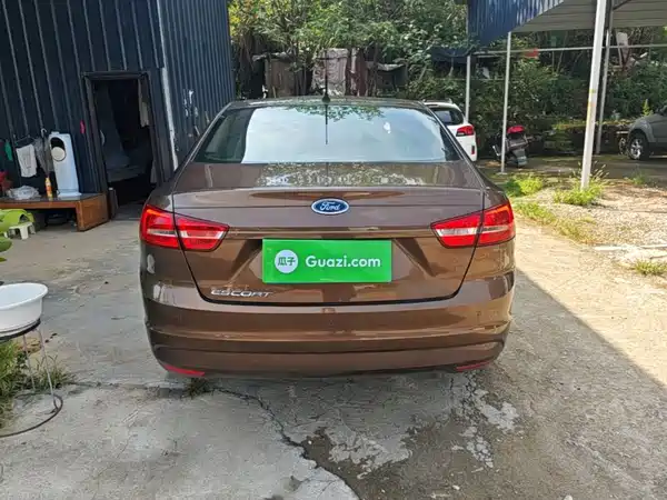Ford Escort 2016