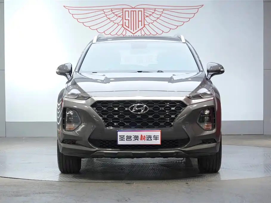 Hyundai Santa Fe 2020 — фото 6