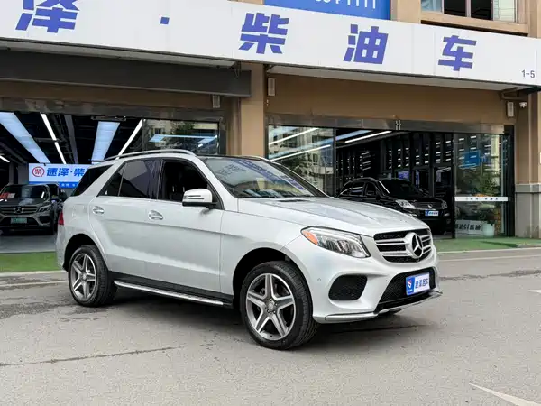 Mercedes-Benz GLE 2015