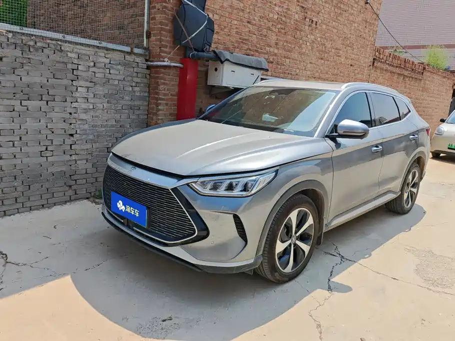 BYD Song PLUS New Energy 2023 — фото 1