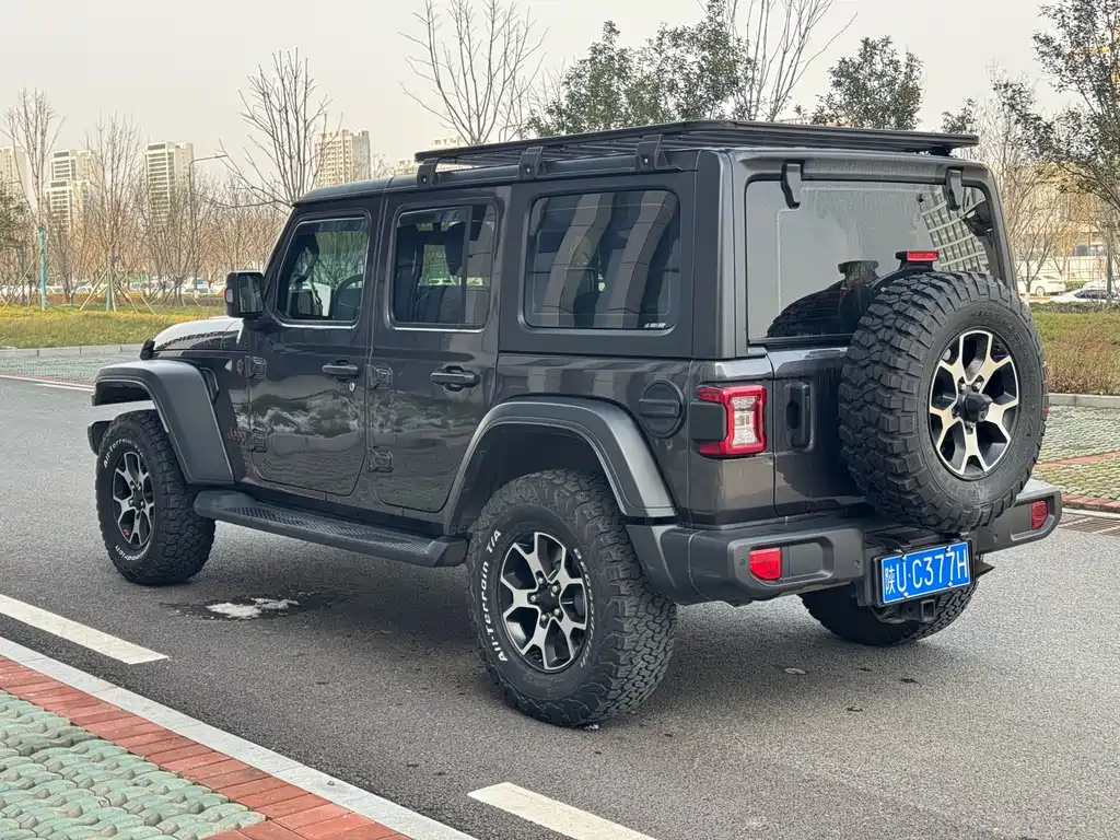 Jeep Wrangler 2021 — фото 4