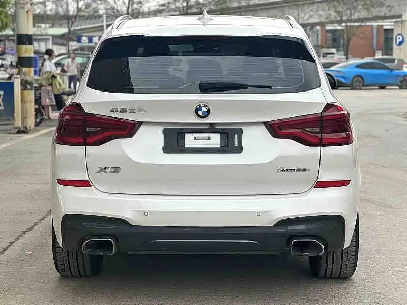 BMW X3 2018 — фото 8