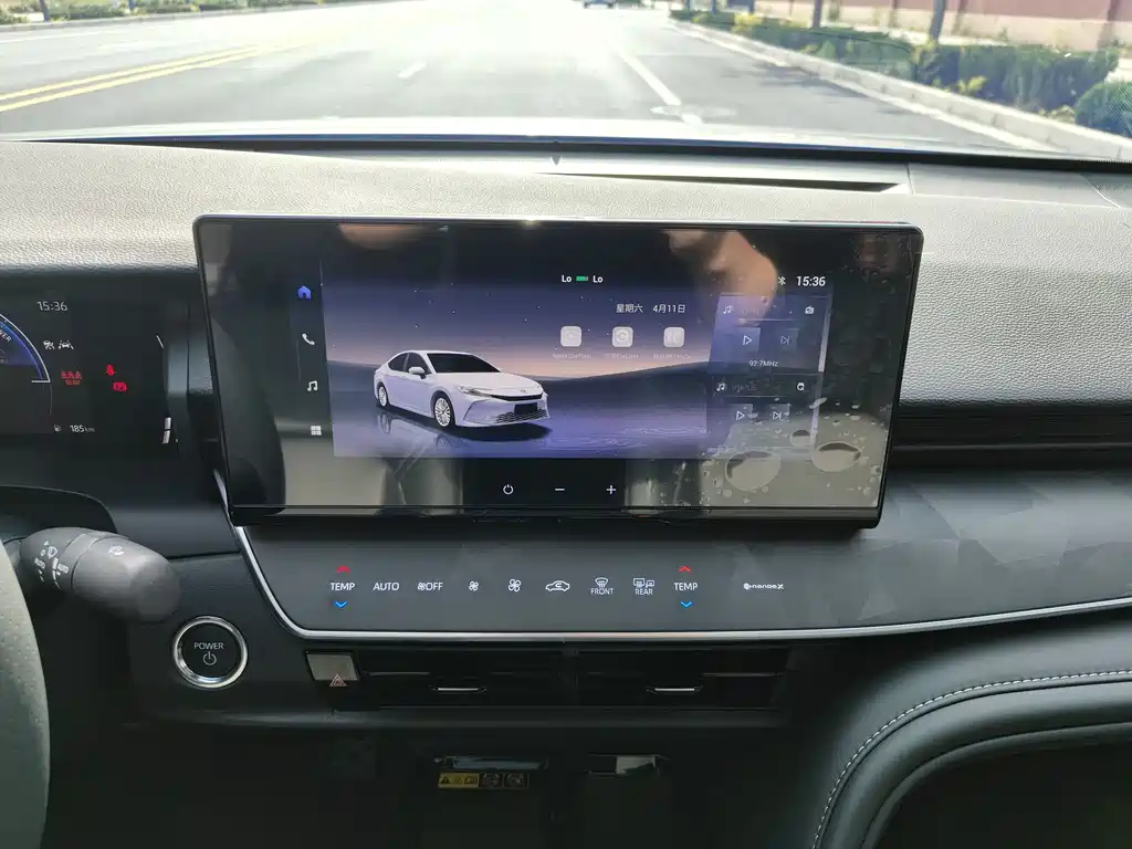 Toyota Camry 2025 — фото 11