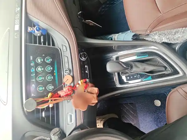 Buick GL6 2018