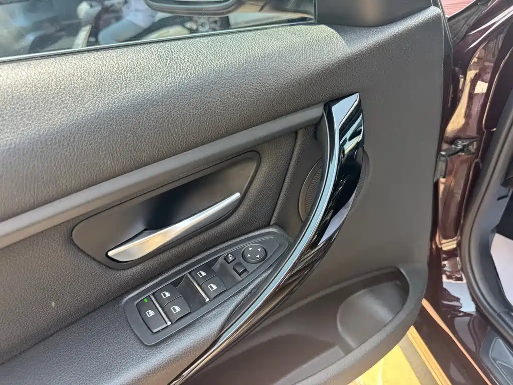 BMW 3 Series 2017
