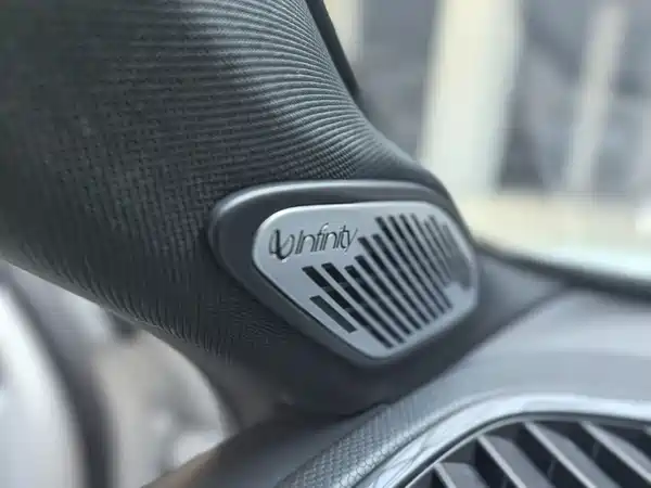 Lynk & Co 03 2022