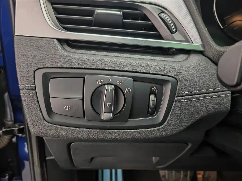 BMW X2 2020 — фото 21