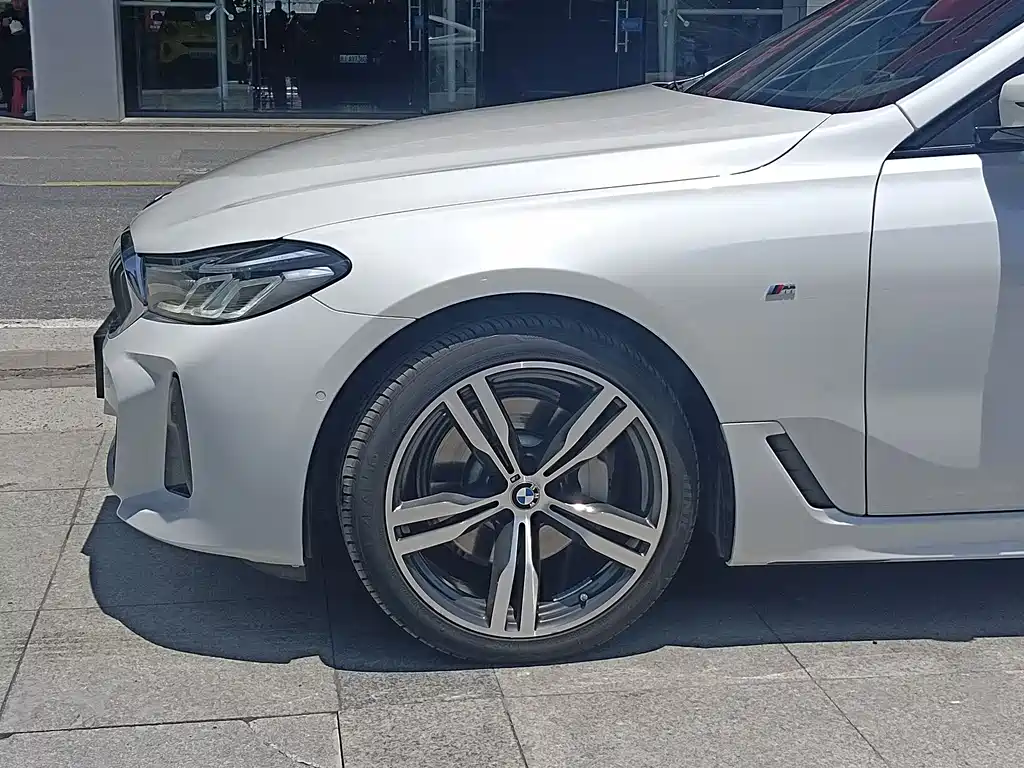 BMW 6 Series GT 2023 — фото 4
