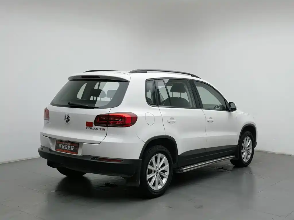 Volkswagen Tiguan 2015 — фото 2