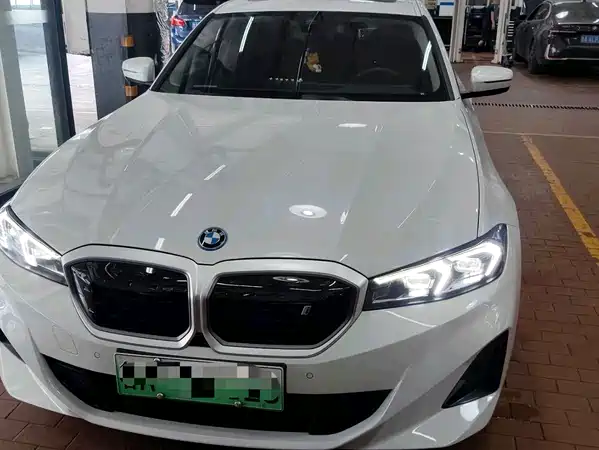 BMW i3 2023