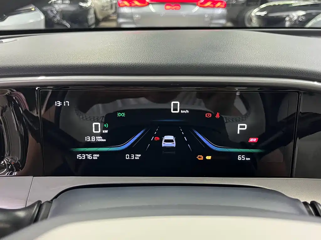 Geely Galaxy Starwish 2025 — фото 10