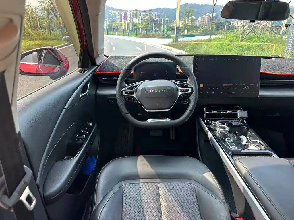 Wuling Starlight 2024 — фото 16