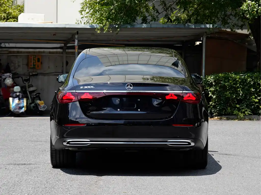 Mercedes-Benz E-Class 2026