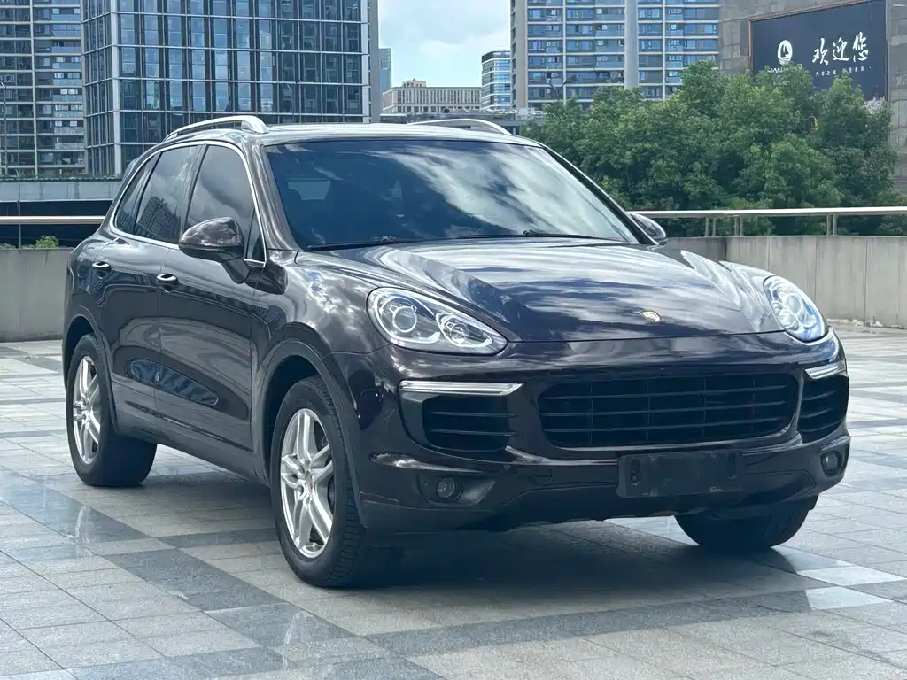 Porsche Cayenne 2016 — фото 3
