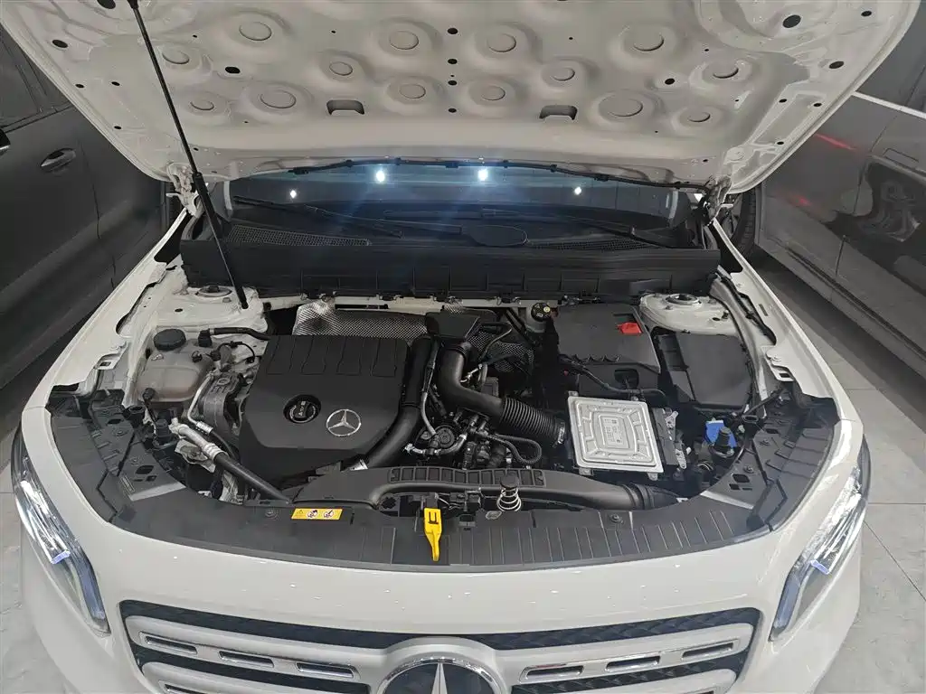 Mercedes-Benz GLB 2023 — фото 17