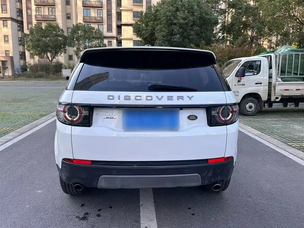 Land Rover Discovery Sport 2016 — фото 16