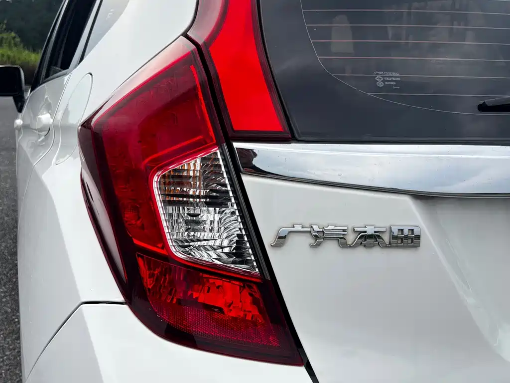 Honda Fit 2016 — фото 27