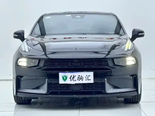 Lynk & Co 03 2022