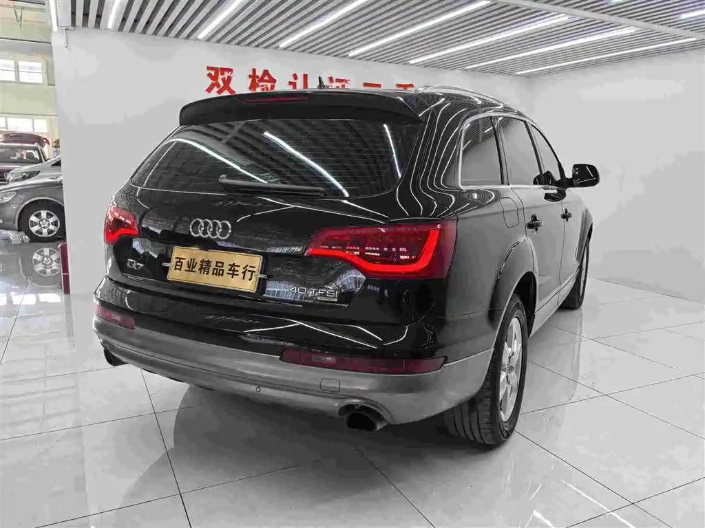 Audi Q7 2015 — фото 4