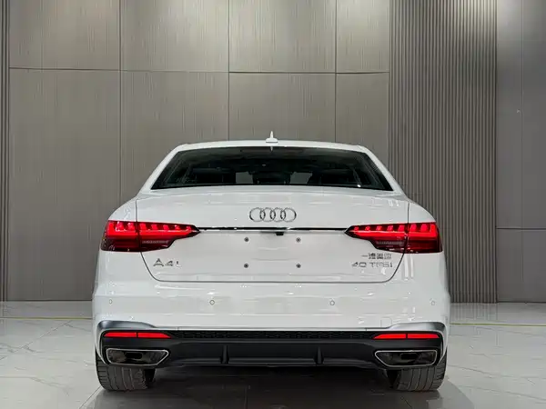 Audi A4L 2023