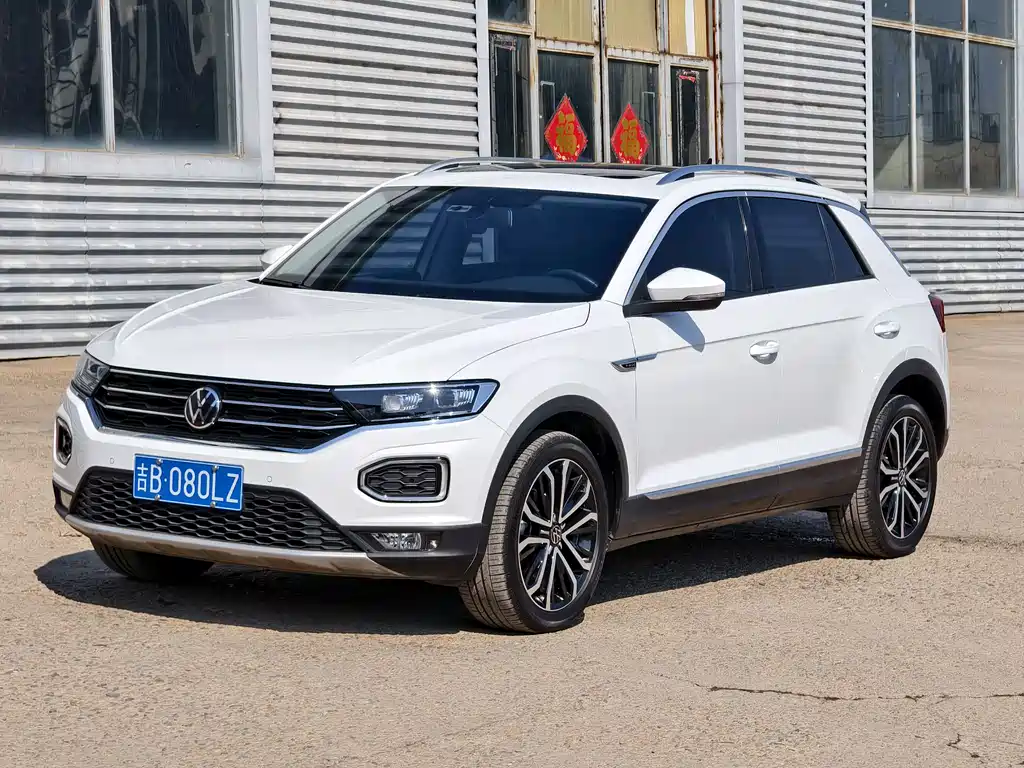 Volkswagen T-Roc 2023 — фото 2