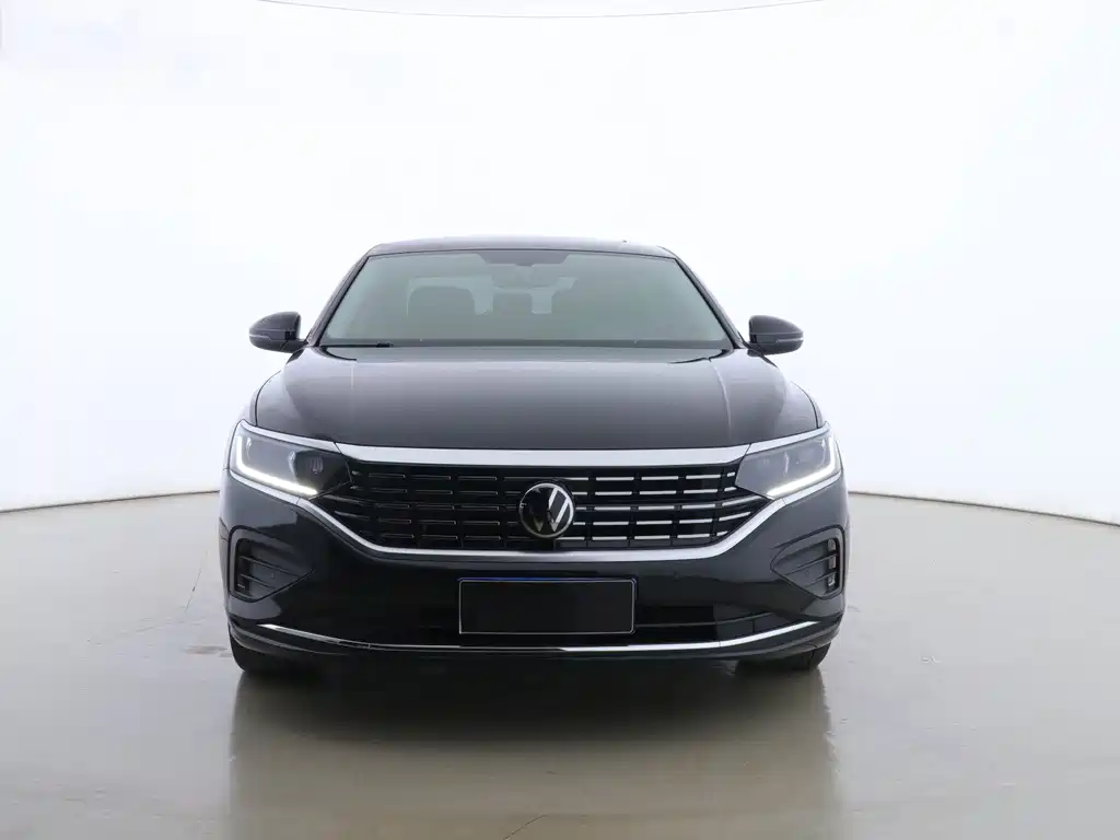 Volkswagen Passat 2024