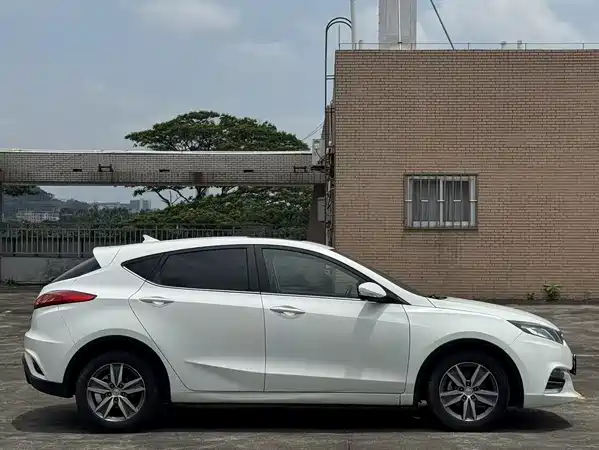 Changan Eado XT 2016