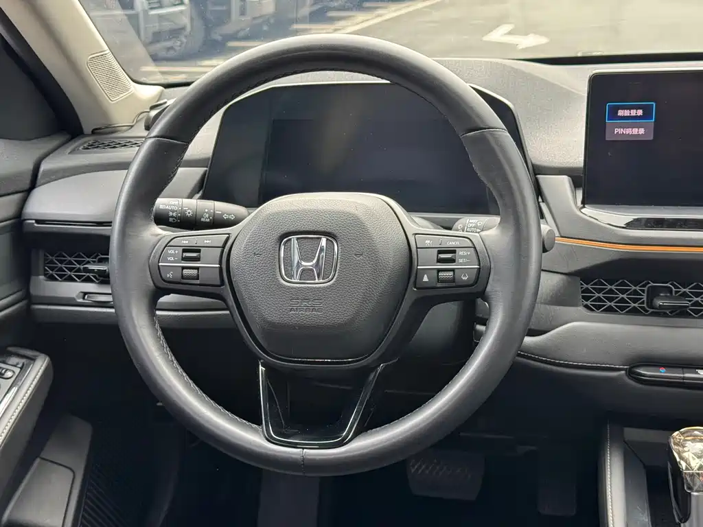 Honda Accord 2023 — фото 13