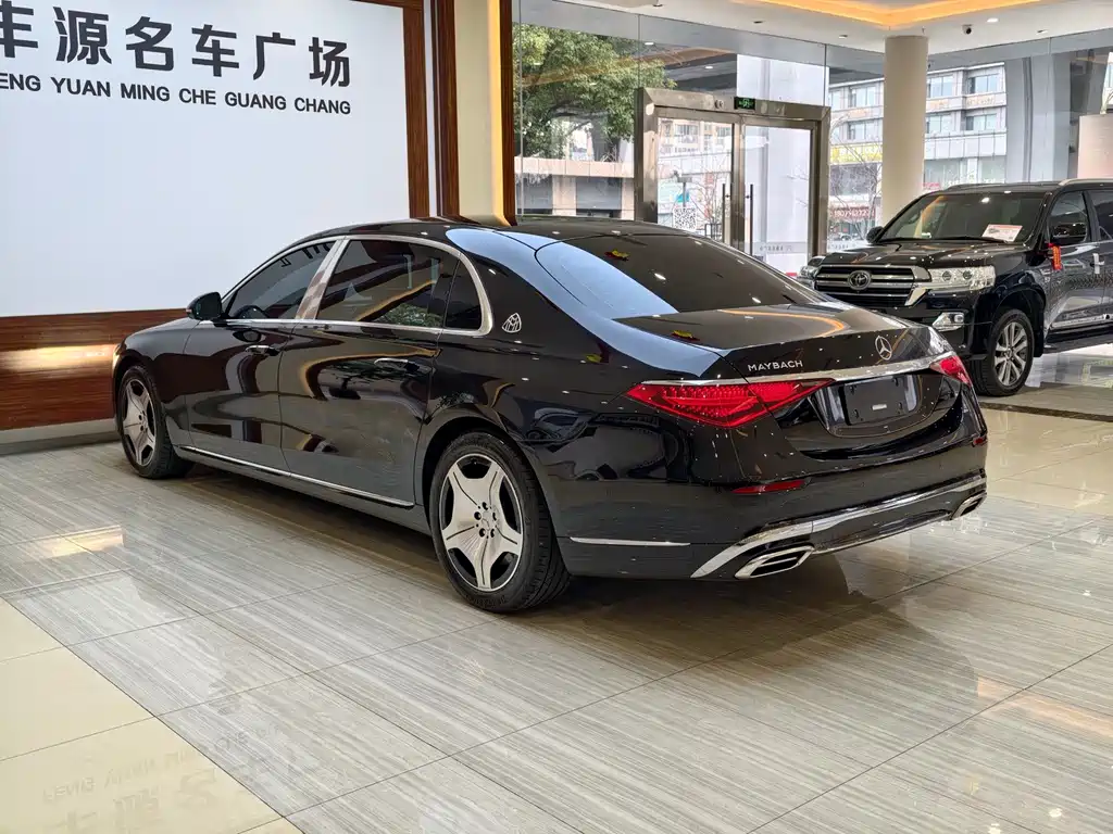 Mercedes-Benz Maybach S-Class 2023 — фото 29