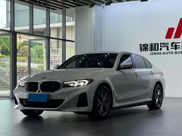 BMW i3 2024