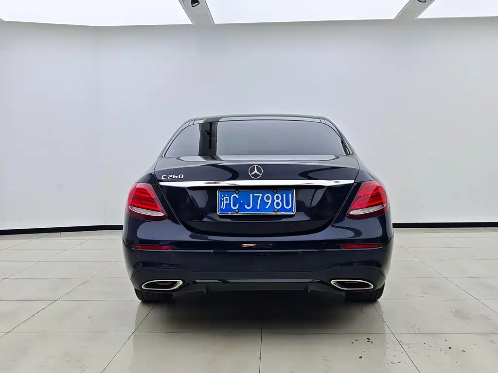 Mercedes-Benz E-Class 2019 — фото 8