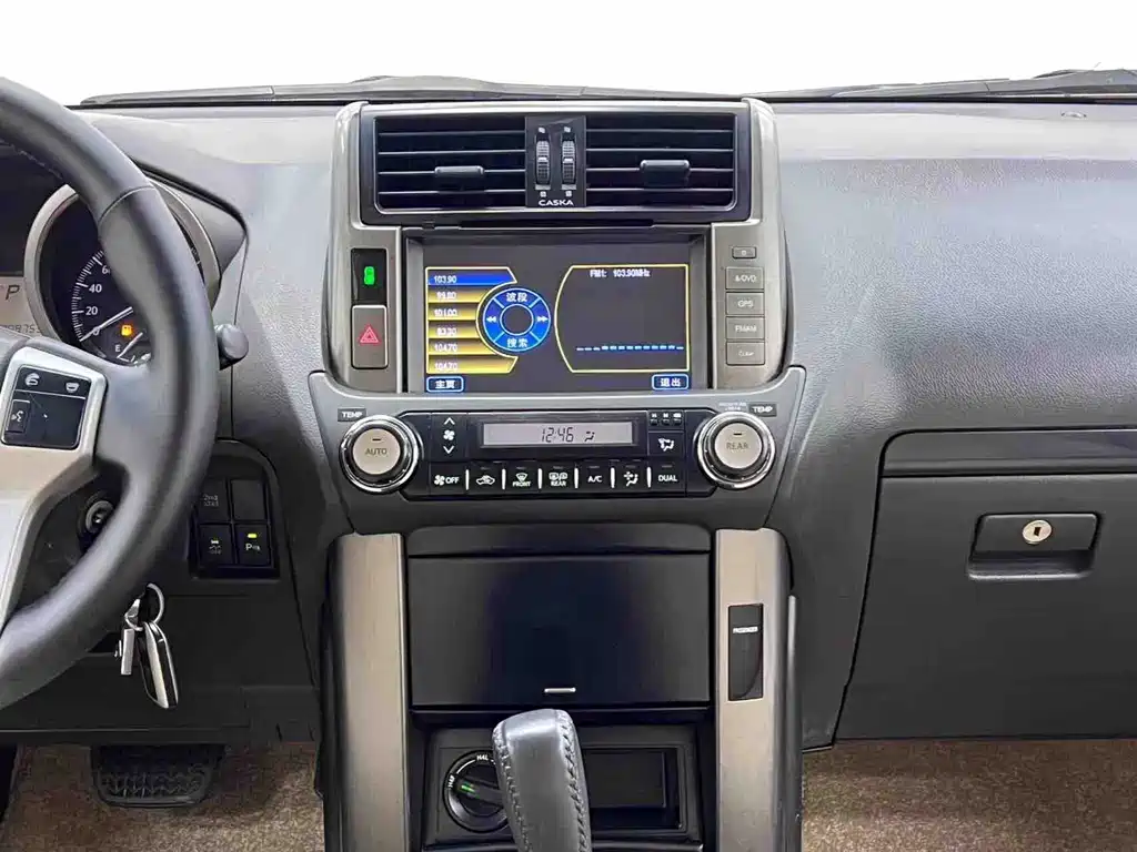 Toyota Prado 2013 — фото 14