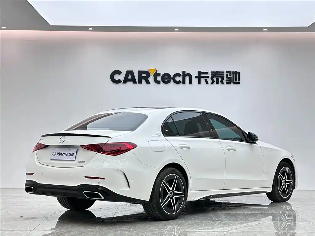 Mercedes-Benz C-Class 2025 — фото 5