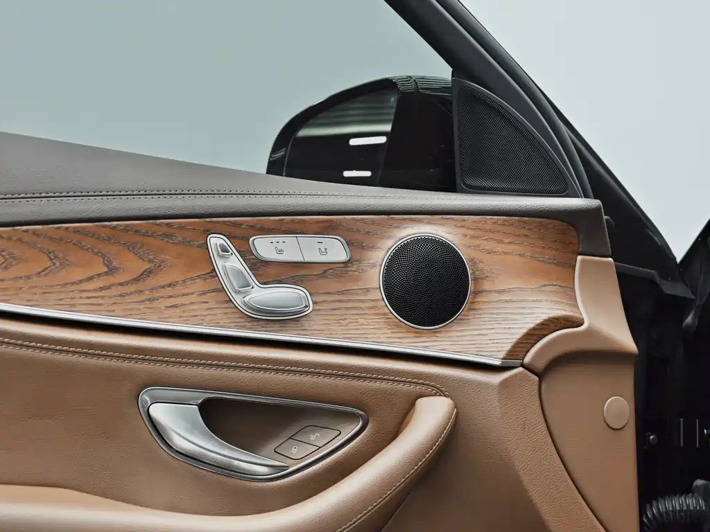 Mercedes-Benz E-Class New Energy 2022 — фото 24