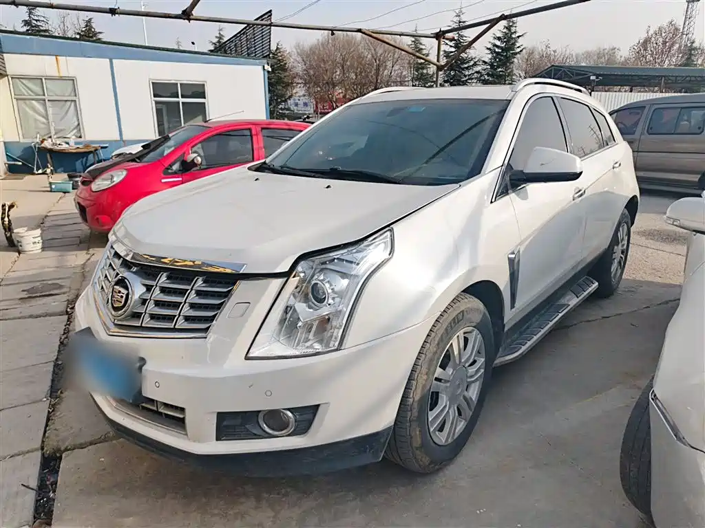 Cadillac SRX 2015 — фото 2
