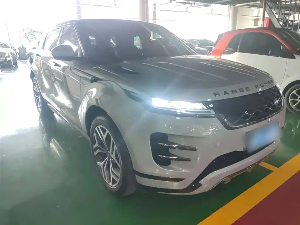 Land Rover Evoque 2024 — фото 4