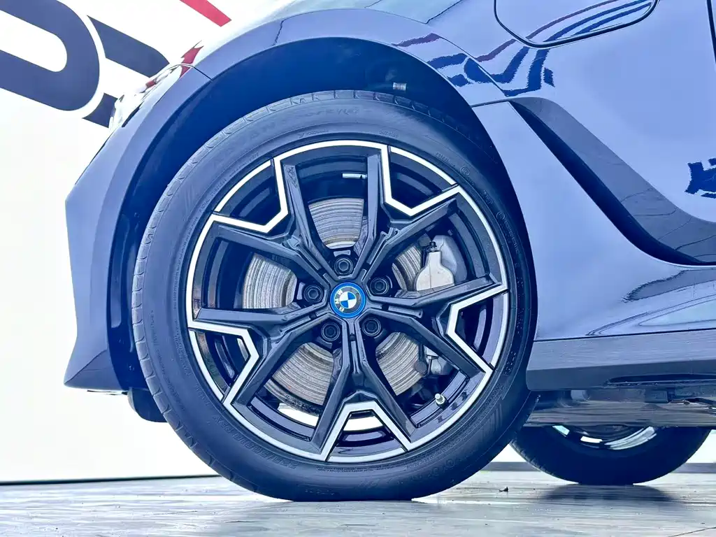 BMW i3 2024 — фото 18