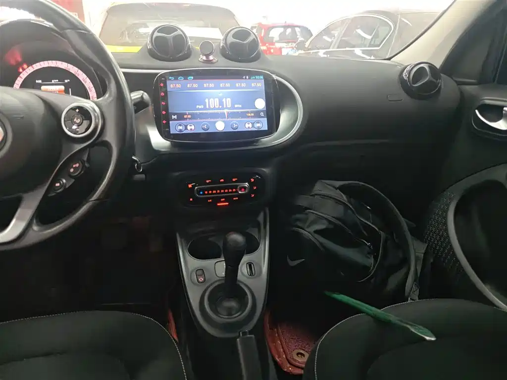 smart Forfour 2018 — фото 13