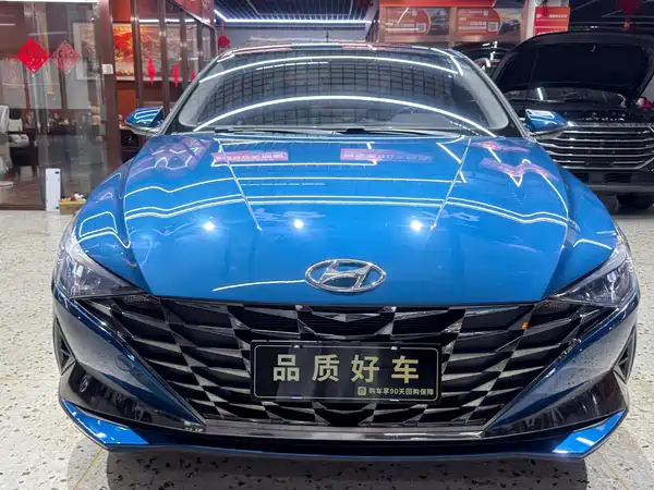 Hyundai Elantra 2023