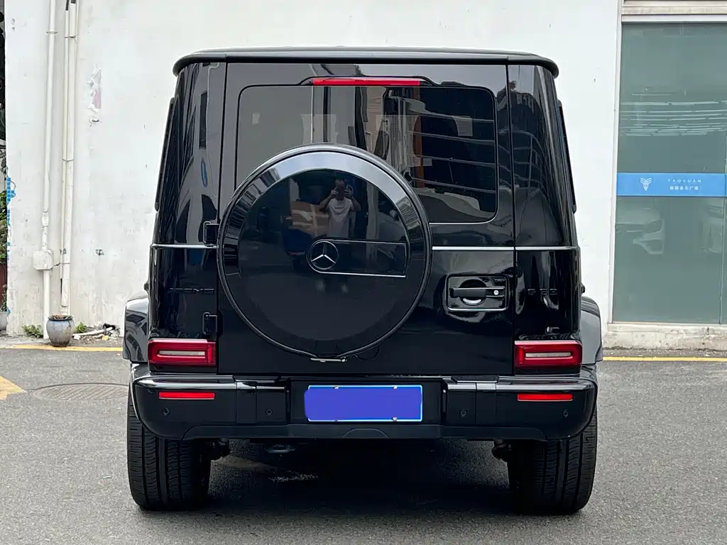 Mercedes-Benz G-Class AMG 2023 — фото 17