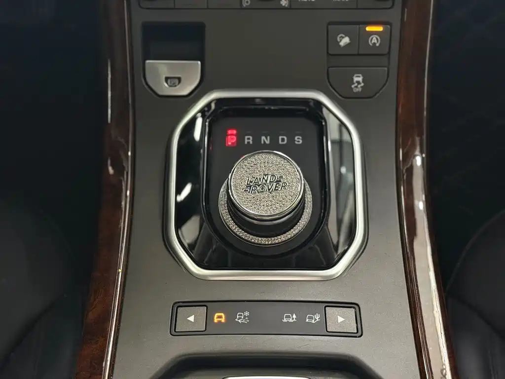 Land Rover Evoque 2017 — фото 25