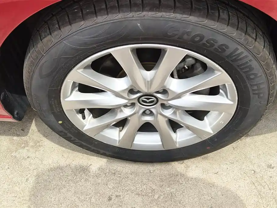 Mazda Atenza 2015