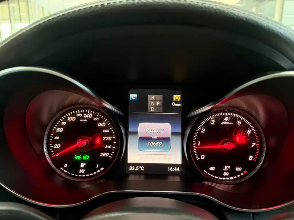 Mercedes-Benz C-Class 2018 — фото 14