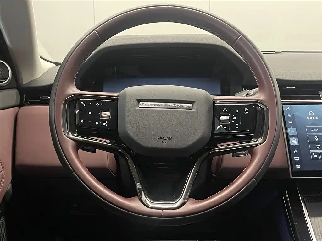 Land Rover Evoque 2025 — фото 13