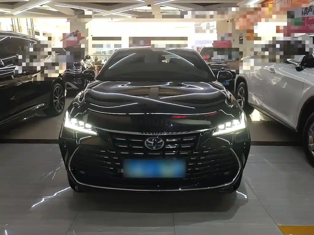 Toyota Avalon 2022 — фото 3