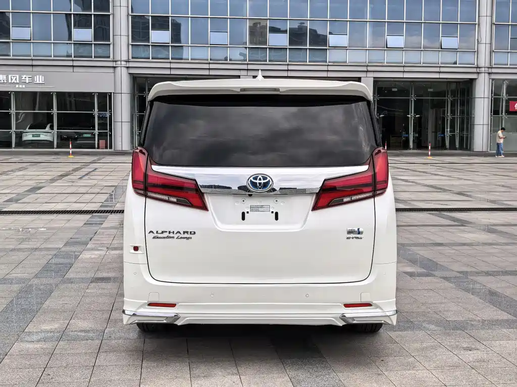 Toyota Alphard 2021 — фото 7