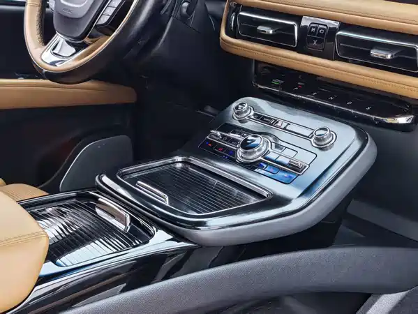 Lincoln Nautilus 2021