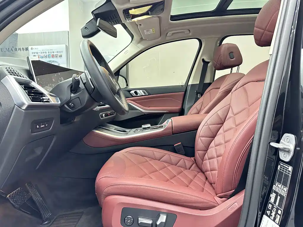 BMW X5 2025 — фото 10